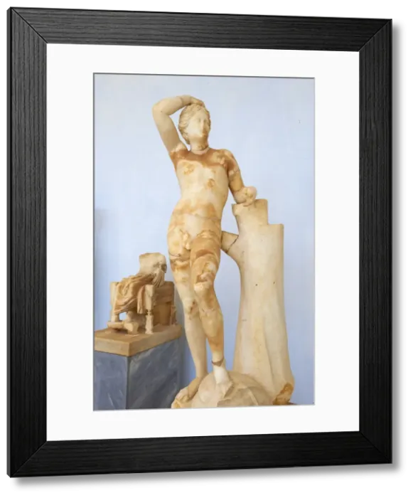 Framed Print : Statue, Archaeological Museum, Delos, UNESCO World Heritage Site, Cyclades Islands Framed Print : Statue, Archaeological Museum, Delos, UNESCO World Heritage Site, Cyclades Islands