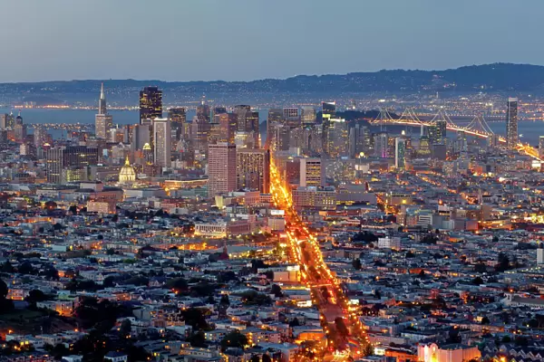 City skyline viewed from Twin Peaks, San Francisco, California, United States of America, North America