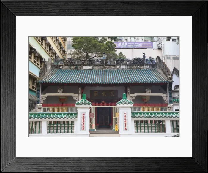 Framed Print : Man Mo Temple, Hollywood Road, Hong Kong, China, Asia Framed Print : Man Mo Temple, Hollywood Road, Hong Kong, China, Asia