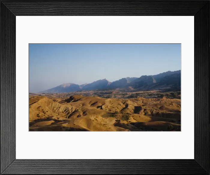 Framed Print : Hills near the town of Arbat, Iraq, Middle East Framed Print : Hills near the town of Arbat, Iraq, Middle East