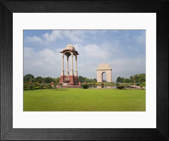 Framed Print : India Gate, 42 metre high, eastern end of the Rajpath, New Delhi, Delhi, India, Asia Framed Print : India Gate, 42 metre high, eastern end of the Rajpath, New Delhi, Delhi, India, Asia