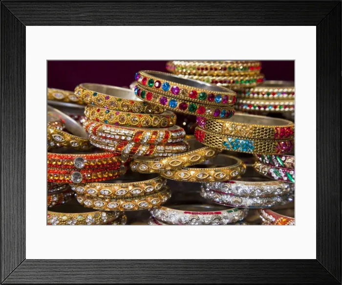 Framed Print : Colourful braclets for sale in a shop in Jaipur, Rajasthan, India, Asia Framed Print : Colourful braclets for sale in a shop in Jaipur, Rajasthan, India, Asia