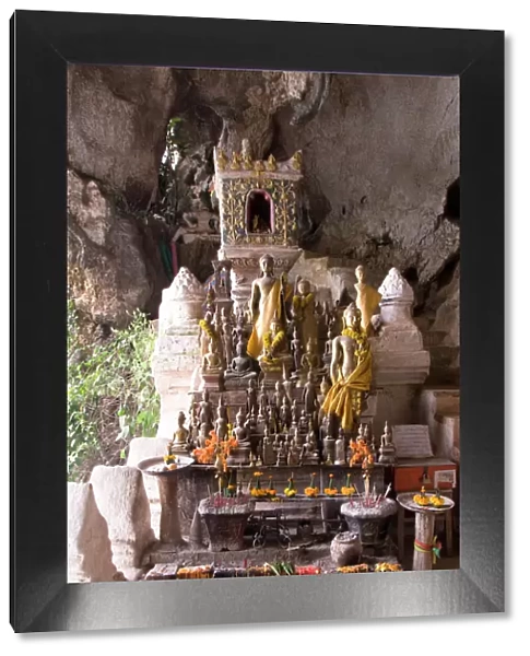 Buddhist shrine, Pak Ou Buddha Caves, near Luang Prabang, Laos, Indochina, Southeast Asia, Asia