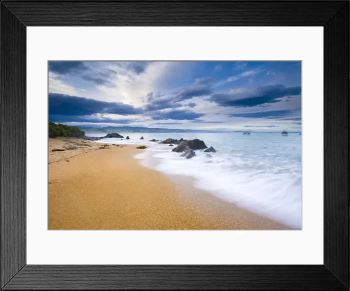 Framed Print : Moeraki, Otago, South Island, New Zealand, Pacific Framed Print : Moeraki, Otago, South Island, New Zealand, Pacific