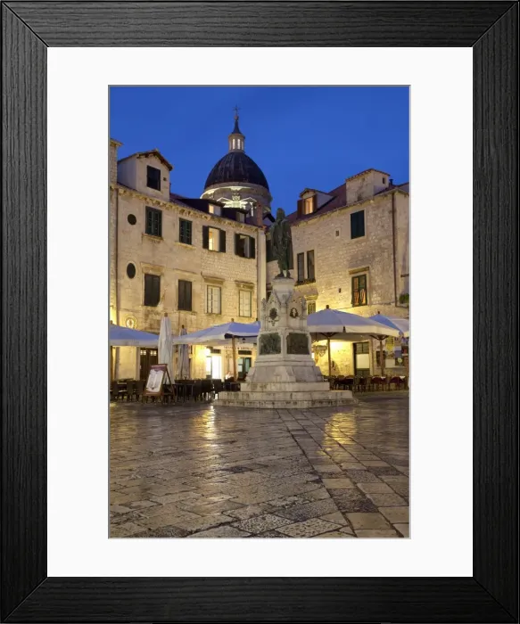 Framed Print : Gunduliceva Poljana square at night with the dome of the Cathedral, Old Town, UNESCO World Heritage Site, Dubrovnik, Croatia, Europe Framed Print : Gunduliceva Poljana square at night with the dome of the Cathedral, Old Town, UNESCO World Heritage Site, Dubrovnik, Croatia, Europe