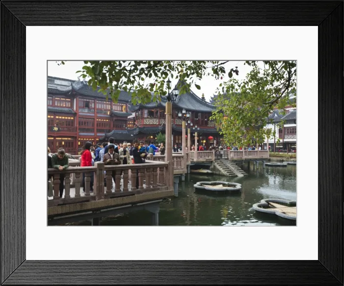 Framed Print : The zigzag Bridge of Nine Turnings, Yu Yuan (Yuyuan) Bazaar, Shanghai, China, Asia