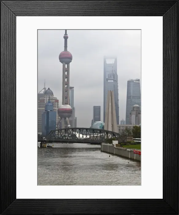 Framed Print : Suzhou Creek and the Waibaidu Bridge with view towards the Pudong skyline, Shanghai, China, Asia Framed Print : Suzhou Creek and the Waibaidu Bridge with view towards the Pudong skyline, Shanghai, China, Asia
