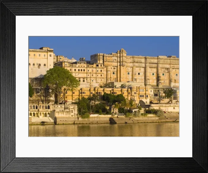 Framed Print : Udaipur, Rajasthan, India, Asia Framed Print : Udaipur, Rajasthan, India, Asia