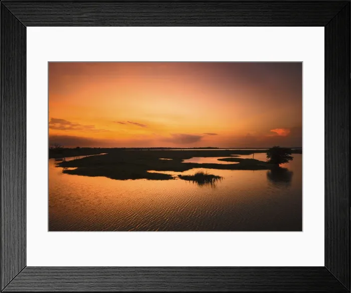 Framed Print : Arugam Lagoon at sunset, a good wildlife area, Pottuvil, Arugam Bay, Eastern Province, Sri Lanka, Asia Framed Print : Arugam Lagoon at sunset, a good wildlife area, Pottuvil, Arugam Bay, Eastern Province, Sri Lanka, Asia