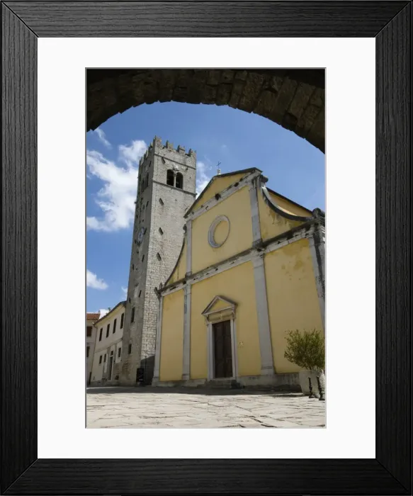 Framed Print : The main square with St. Stephen`s Church, Motovun, Istria, Croatia, Europe Framed Print : The main square with St. Stephen`s Church, Motovun, Istria, Croatia, Europe