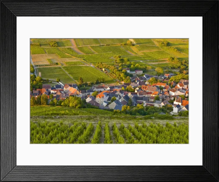 Framed Print : Looking down onto a village near to Sancerre, Cher, Loire Valley, Centre, France, Europe Framed Print : Looking down onto a village near to Sancerre, Cher, Loire Valley, Centre, France, Europe