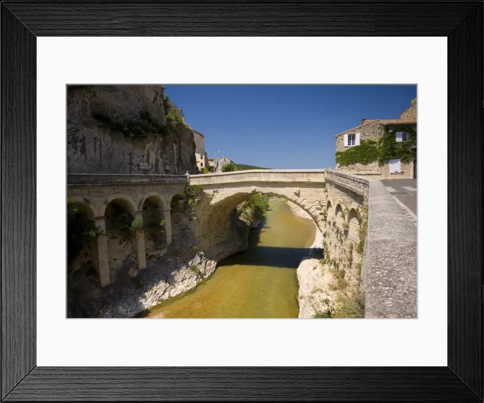Framed Print : Vaison La Romaine, Provence, France, Europe Framed Print : Vaison La Romaine, Provence, France, Europe