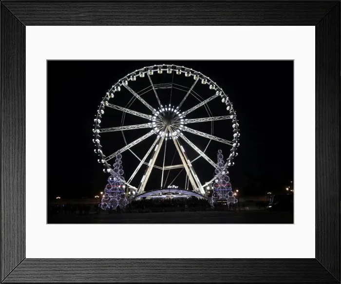 Framed Print : Ferris wheel at Place de la Concorde, Paris, France, Europe Framed Print : Ferris wheel at Place de la Concorde, Paris, France, Europe