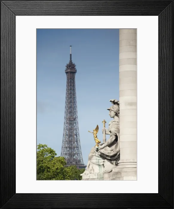 Framed Print : Statue on the Alexandre III Bridge and the Eiffel Tower, Paris, France, Europe