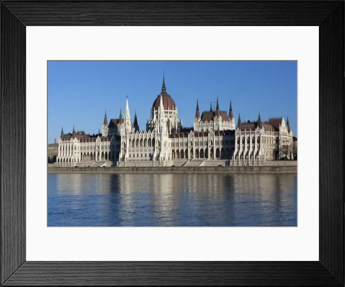 Framed Print : The Parliament (Orszaghaz) across River Danube, UNESCO World Heritage Site, Budapest, Hungary, Europe Framed Print : The Parliament (Orszaghaz) across River Danube, UNESCO World Heritage Site, Budapest, Hungary, Europe