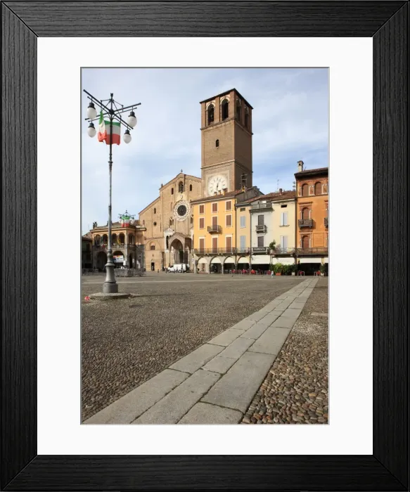 Framed Print : Duomo, Piazza Della Vittoria, Lodi, Lombardy, Italy, Europe Framed Print : Duomo, Piazza Della Vittoria, Lodi, Lombardy, Italy, Europe