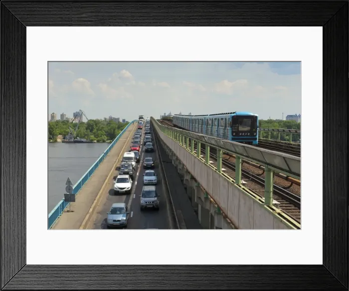 Framed Print : Traffic on the Metro Bridge, Mist Metro, over the Dnieper River, Kiev, Ukraine, Europe Framed Print : Traffic on the Metro Bridge, Mist Metro, over the Dnieper River, Kiev, Ukraine, Europe