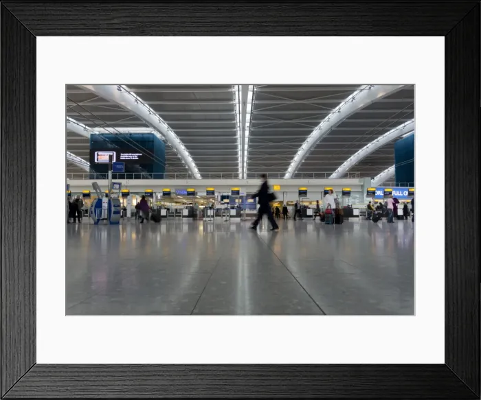 Framed Print : Heathrow Airport Terminal 5 interior, London, England, United Kingdom, Europe Framed Print : Heathrow Airport Terminal 5 interior, London, England, United Kingdom, Europe