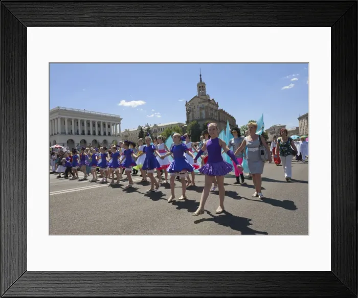 Framed Print : Ukrainian Childrens Day Parade in Khreschatyk Street, Kiev, Ukraine, Europe Framed Print : Ukrainian Childrens Day Parade in Khreschatyk Street, Kiev, Ukraine, Europe