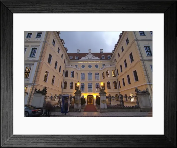 Framed Print : Kempinski Taschenbergpalais, Dresden, Saxony, Germany, Europe Framed Print : Kempinski Taschenbergpalais, Dresden, Saxony, Germany, Europe