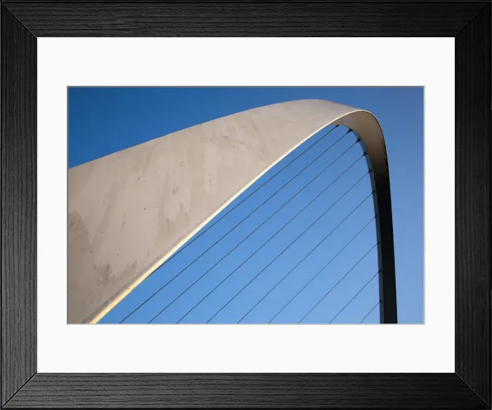 Framed Print : Gateshead Millennium Bridge between Newcastle and Gateshead, Tyne and Wear, England, United Kingdom, Europe Framed Print : Gateshead Millennium Bridge between Newcastle and Gateshead, Tyne and Wear, England, United Kingdom, Europe