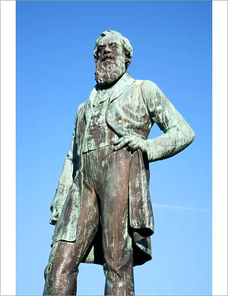 Statue of John Candlish MP in Mowbray Gardens, Sunderland, Tyne and Wear, England, United Kingdom, Europe