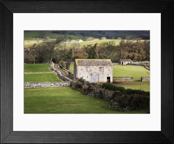Framed Print : Field barn near Aysgarth, Yorkshire Dales, Yorkshire, England, United Kingdom, Europe Framed Print : Field barn near Aysgarth, Yorkshire Dales, Yorkshire, England, United Kingdom, Europe