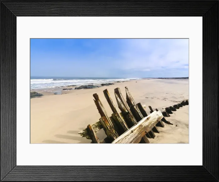 Framed Print : Shipwreck remains, Skeleton Coast, Namib Desert, Namibia, Africa Framed Print : Shipwreck remains, Skeleton Coast, Namib Desert, Namibia, Africa
