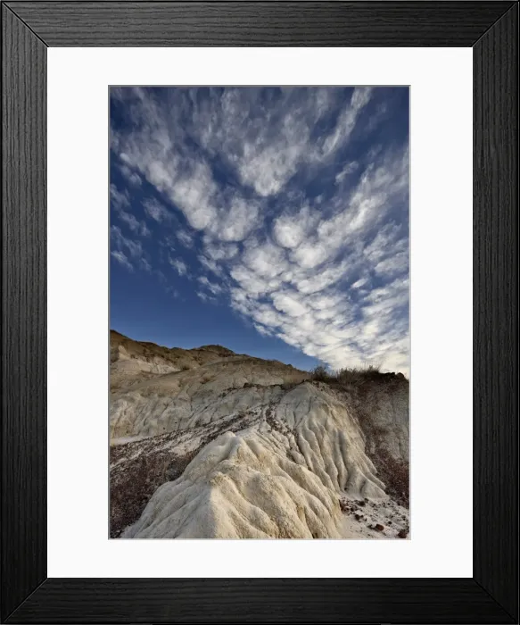 Framed Print : Badlands with clouds, Dinosaur Provincial Park, UNESCO World Heritage Site, Alberta, Canada, North America Framed Print : Badlands with clouds, Dinosaur Provincial Park, UNESCO World Heritage Site, Alberta, Canada, North America