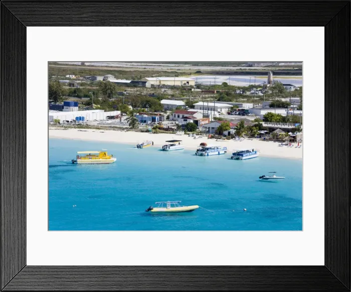 Framed Print : Governors Beach on Grand Turk Island, Turks and Caicos Islands, West Indies, Caribbean, Central America Framed Print : Governors Beach on Grand Turk Island, Turks and Caicos Islands, West Indies, Caribbean, Central America