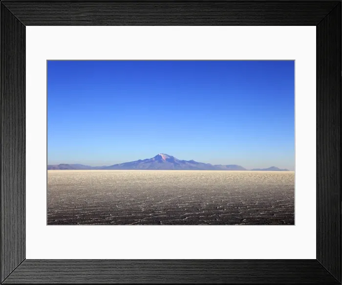 Framed Print : Salar de Uyuni salt flat and Mount Tunupa, Andes mountains in the distance in south-western Bolivia, South America Framed Print : Salar de Uyuni salt flat and Mount Tunupa, Andes mountains in the distance in south-western Bolivia, South America