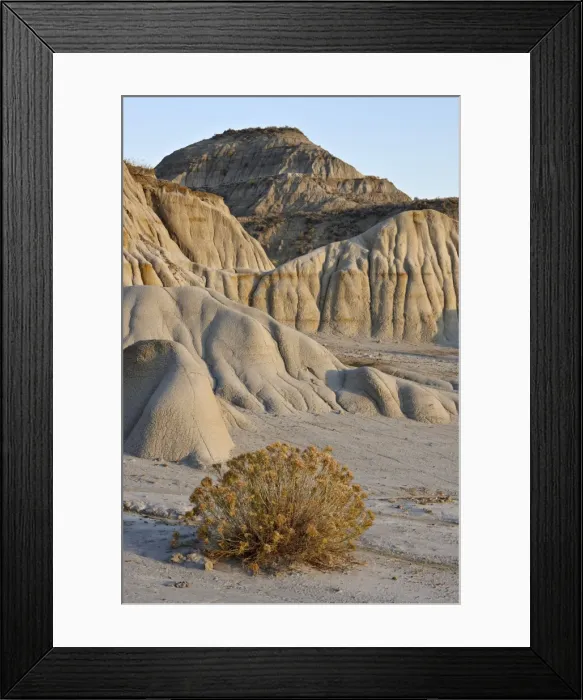 Framed Print : Badlands, Theodore Roosevelt National Park, North Dakota, United States of America, North America Framed Print : Badlands, Theodore Roosevelt National Park, North Dakota, United States of America, North America