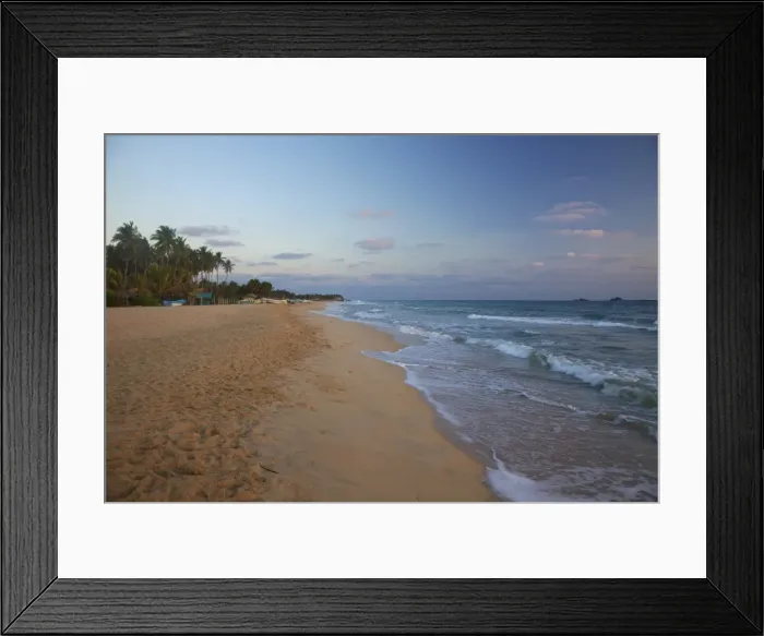 Framed Print : Sunrise on Nilaveli beach, Trincomalee, Sri Lanka, Asia Framed Print : Sunrise on Nilaveli beach, Trincomalee, Sri Lanka, Asia