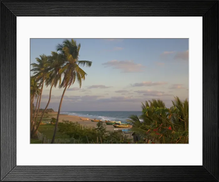 Framed Print : Sunrise on Nilaveli beach, Trincomalee, Sri Lanka, Asia Framed Print : Sunrise on Nilaveli beach, Trincomalee, Sri Lanka, Asia