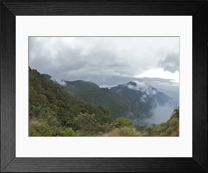 Framed Print : Mini Worlds End, Horton Plains National Park, Sri Lanka, Asia Framed Print : Mini Worlds End, Horton Plains National Park, Sri Lanka, Asia