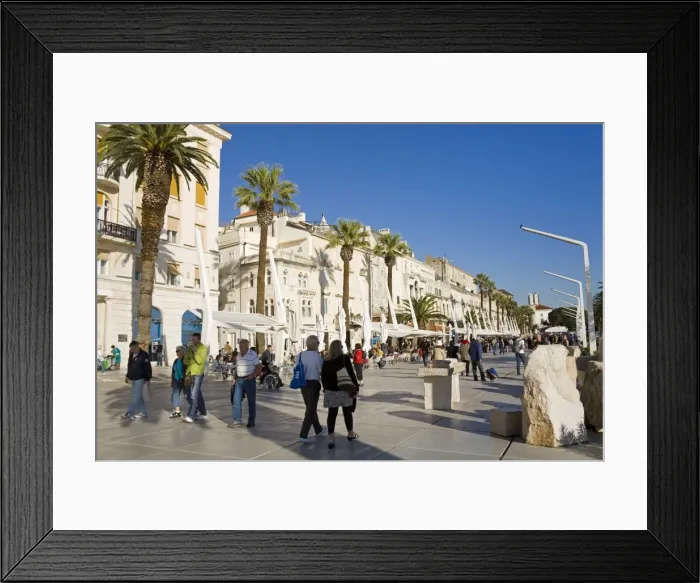 Framed Print : Cafes on the Riva, Split, Dalmatian Coast, Croatia, Europe Framed Print : Cafes on the Riva, Split, Dalmatian Coast, Croatia, Europe