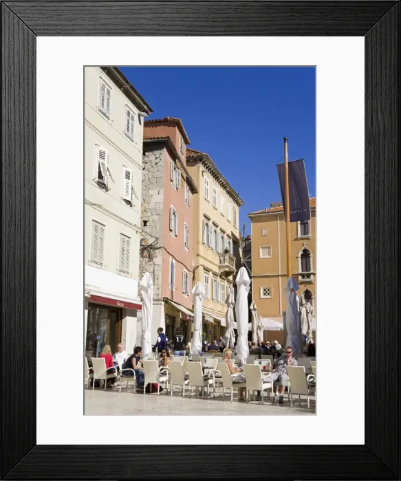 Framed Print : Restaurant, Narodni Square in Diocletians Palace, Split, Croatia, Europe Framed Print : Restaurant, Narodni Square in Diocletians Palace, Split, Croatia, Europe