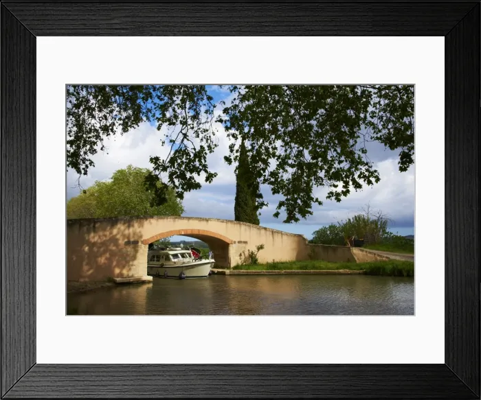 Framed Print : Bridge over the Canal du Midi, UNESCO World Heritage Site, Aude, Languedoc Roussillon, France, Europe Framed Print : Bridge over the Canal du Midi, UNESCO World Heritage Site, Aude, Languedoc Roussillon, France, Europe