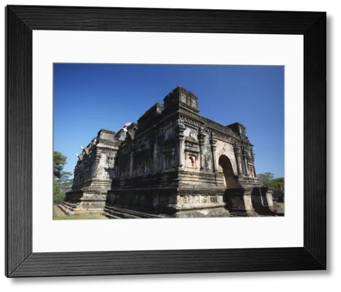 Framed Print : Thuparama (image house), Quadrangle, Polonnaruwa, UNESCO World Heritage Site, North Central Province, Sri Lanka, Asia Framed Print : Thuparama (image house), Quadrangle, Polonnaruwa, UNESCO World Heritage Site, North Central Province, Sri Lanka, Asia