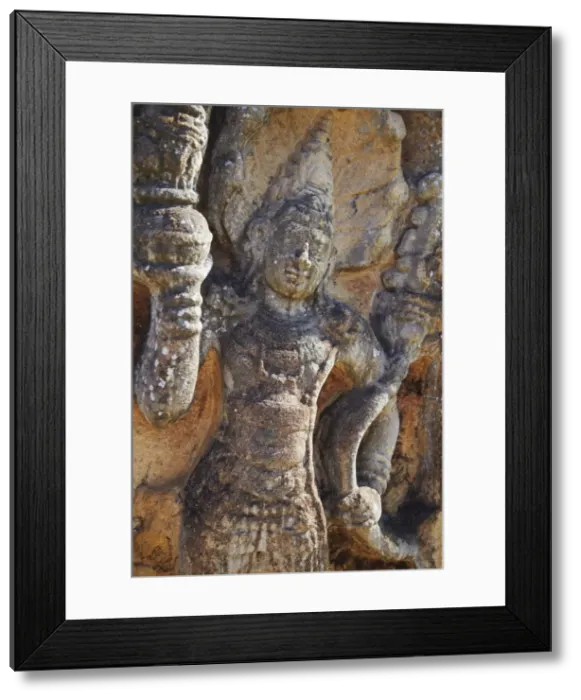 Framed Print : Guardstone at Hatadage, Quadrangle, Polonnaruwa, UNESCO World Heritage Site, North Central Province, Sri Lanka, Asia Framed Print : Guardstone at Hatadage, Quadrangle, Polonnaruwa, UNESCO World Heritage Site, North Central Province, Sri Lanka, Asia