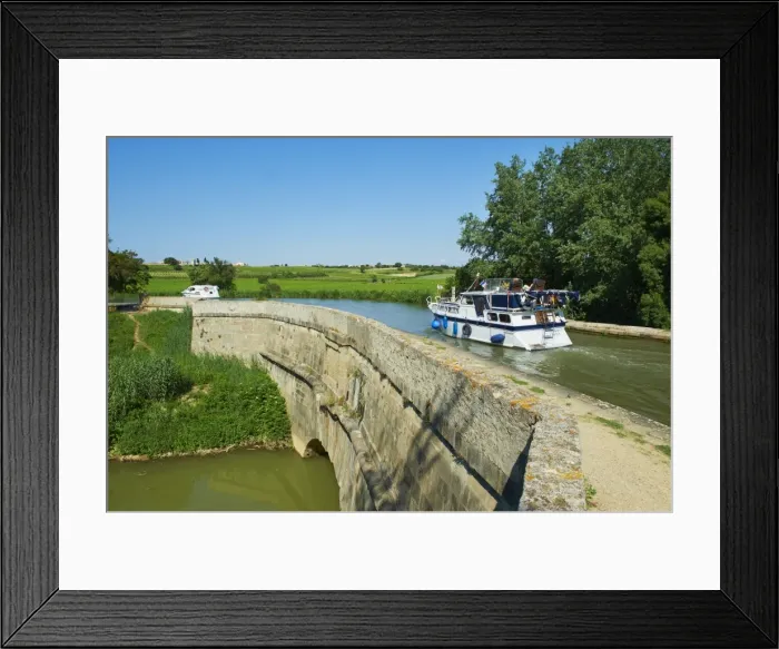 Framed Print : Navigation on the Canal du Midi, between Carcassone and Beziers, the Repudre Aqueduct, the first aqueduct built on the Canal du Midi, Paraza, Aude, Languedoc Roussillon, France, Europe Framed Print : Navigation on the Canal du Midi, between Carcassone and Beziers, the Repudre Aqueduct, the first aqueduct built on the Canal du Midi, Paraza, Aude, Languedoc Roussillon, France, Europe