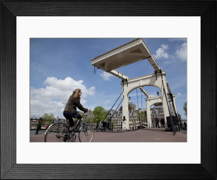 Framed Print : Magere Brug (Skinny Bridge), Amsterdam, Holland, Europe Framed Print : Magere Brug (Skinny Bridge), Amsterdam, Holland, Europe