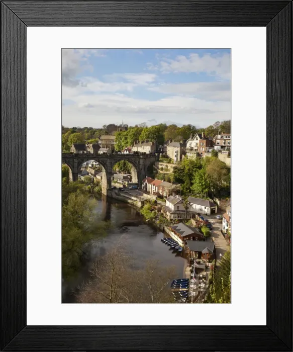 Framed Print : Viaduct and River Nidd at Knaresborough, North Yorkshire, England Framed Print : Viaduct and River Nidd at Knaresborough, North Yorkshire, England