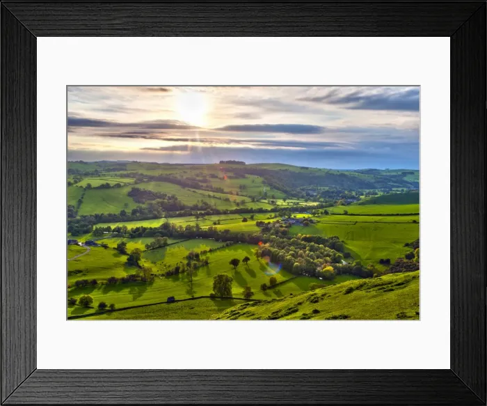Framed Print : River Manifold Valley near Ilam, Peak District National Park, Derbyshire, England Framed Print : River Manifold Valley near Ilam, Peak District National Park, Derbyshire, England
