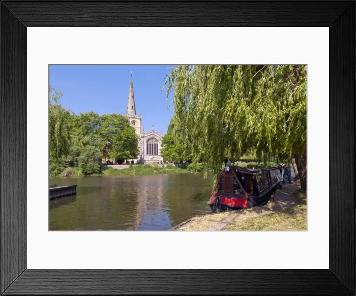 Framed Print : Holy Trinity Church, where William Shakespeare was baptised and buried, Stratford-upon-Avon, Warwickshire, England, United Kingdom, Europe Framed Print : Holy Trinity Church, where William Shakespeare was baptised and buried, Stratford-upon-Avon, Warwickshire, England, United Kingdom, Europe