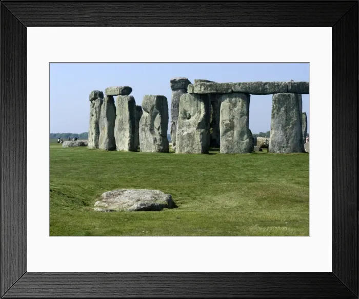 Framed Print : The prehistoric standing stone circle of Stonehenge, dating from between 3000 and 2000BC, UNESCO World Heritage Site, Wiltshire, England, United Kingdom, Europe Framed Print : The prehistoric standing stone circle of Stonehenge, dating from between 3000 and 2000BC, UNESCO World Heritage Site, Wiltshire, England, United Kingdom, Europe