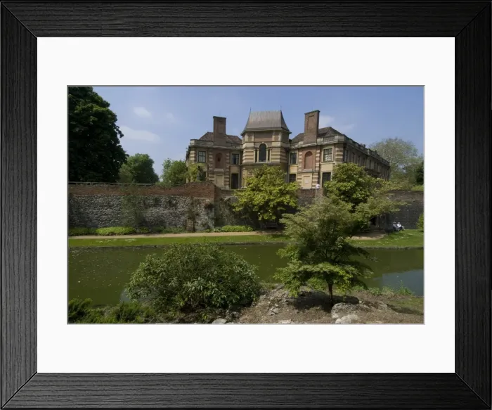 Framed Print : Moat and grounds of Eltham Palace, Eltham, London, England, United Kingdom, Europe Framed Print : Moat and grounds of Eltham Palace, Eltham, London, England, United Kingdom, Europe