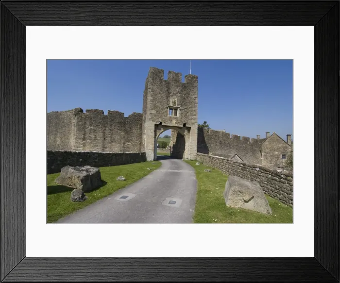 Framed Print : Gatehouse of the 14th century Farleigh Hungerford Castle, Somerset, England, United Kingdom, Europe Framed Print : Gatehouse of the 14th century Farleigh Hungerford Castle, Somerset, England, United Kingdom, Europe