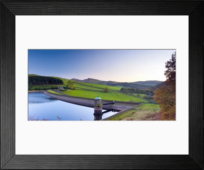 Framed Print : Kinder Reservoir (Hayfield Reservoir), Peak District National Park, Derbyshire, England Framed Print : Kinder Reservoir (Hayfield Reservoir), Peak District National Park, Derbyshire, England