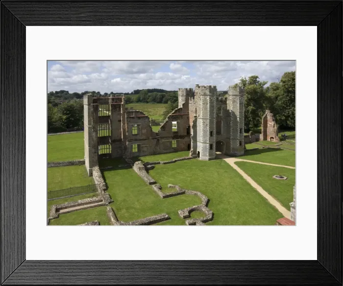 Framed Print : The inner courtyard and gate tower of the 16th century Tudor Cowdray Castle, Midhurst, West Sussex, England, United Kingdom, Europe Framed Print : The inner courtyard and gate tower of the 16th century Tudor Cowdray Castle, Midhurst, West Sussex, England, United Kingdom, Europe